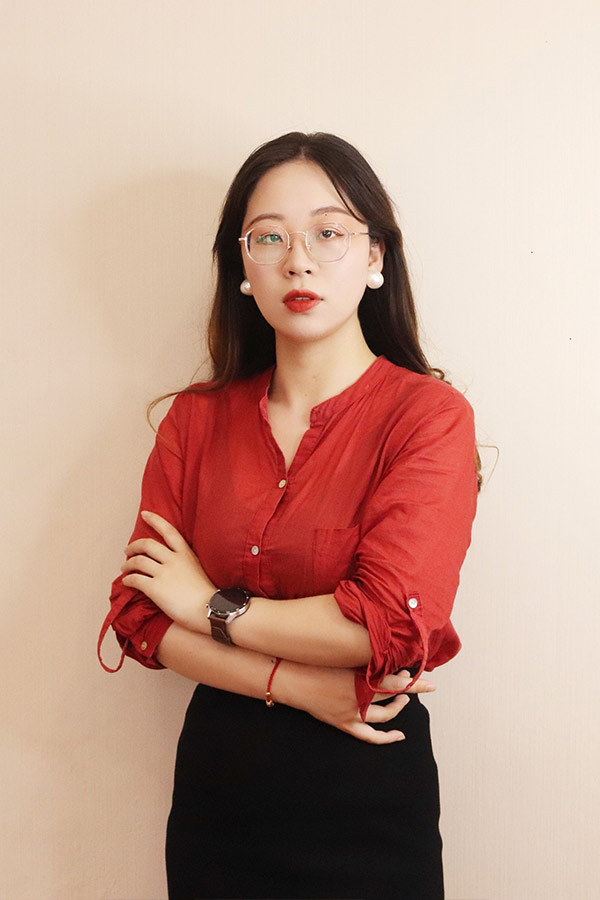 洛南张治华 本科学历，毕业于陕西师范大学