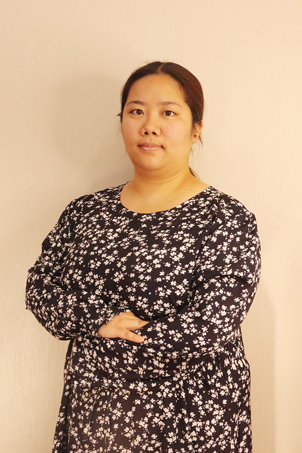 洛南候洋  本科学历，优秀班主任